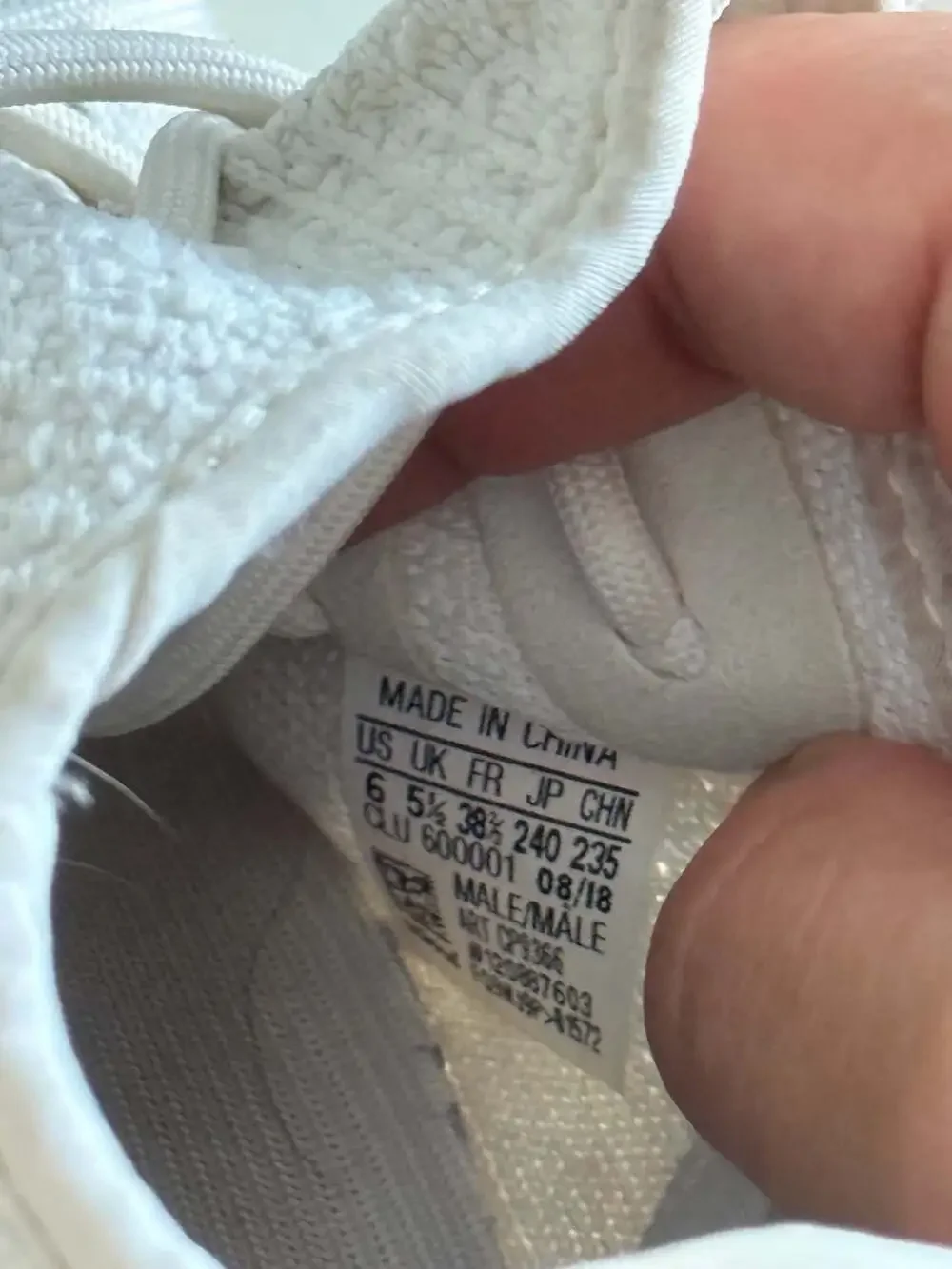 Adidas Yeezy Boost 350 V2 Cream / Triple White - Size 6